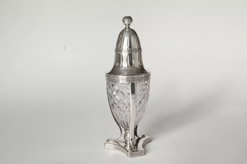 Antiek zilver overig - Nederlandse zilveren strooier 19e eeuws