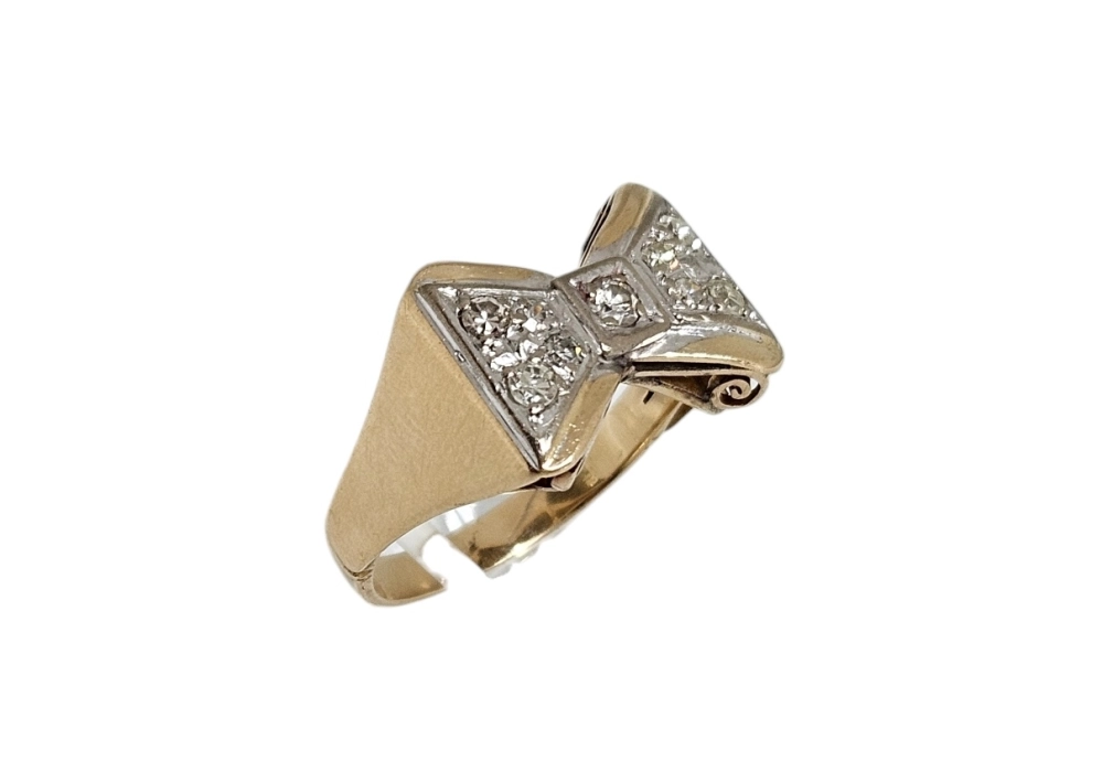 Antieke en Vintage Ringen - Vintage vlinderring goud diamant