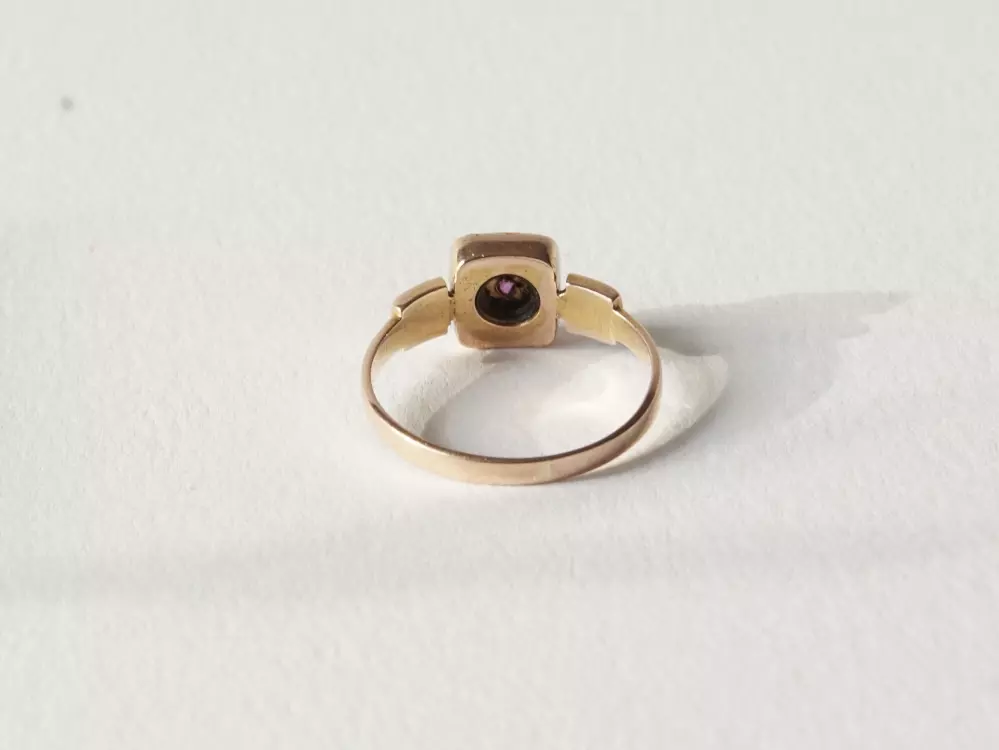 Antieke en Vintage Ringen - achterkant 15 karaat ring