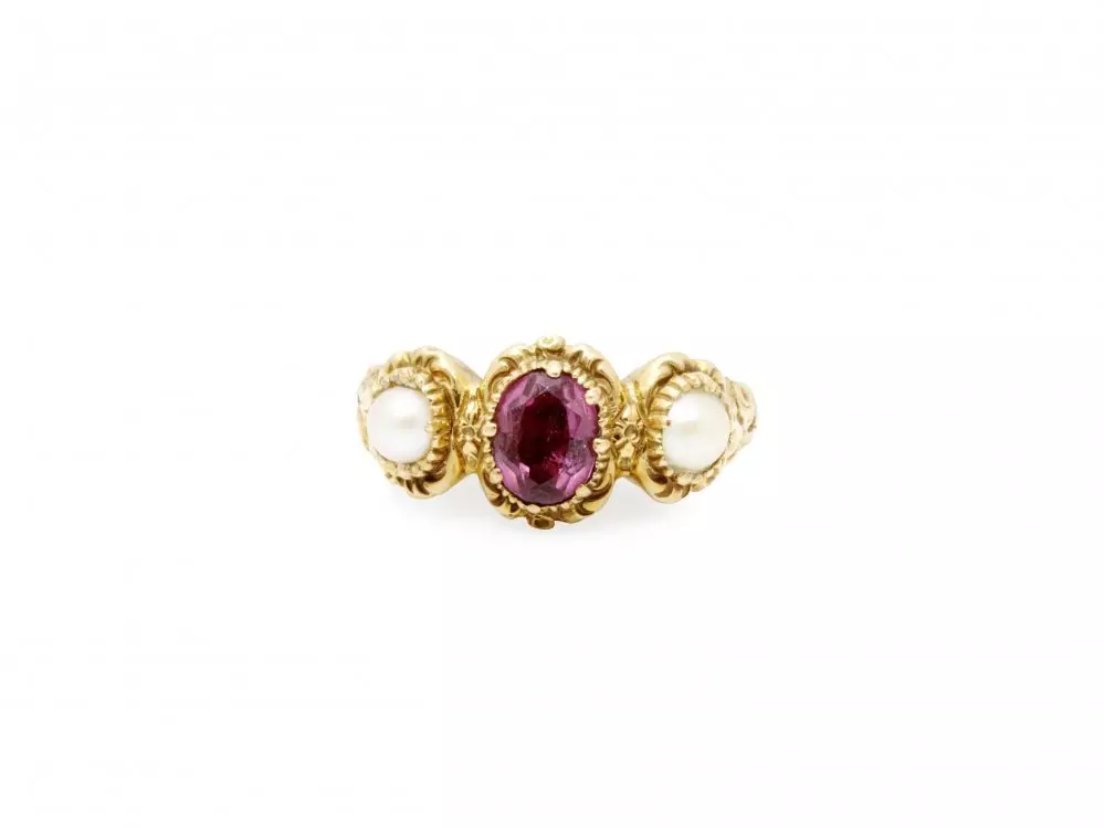 Antieke en Vintage Ringen - antieke gouden ring amethist