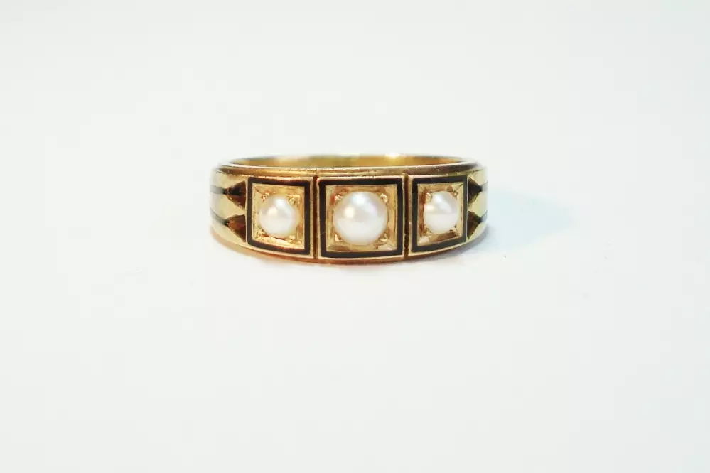 Antieke en Vintage Ringen - antieke ring Engels 1891 parel