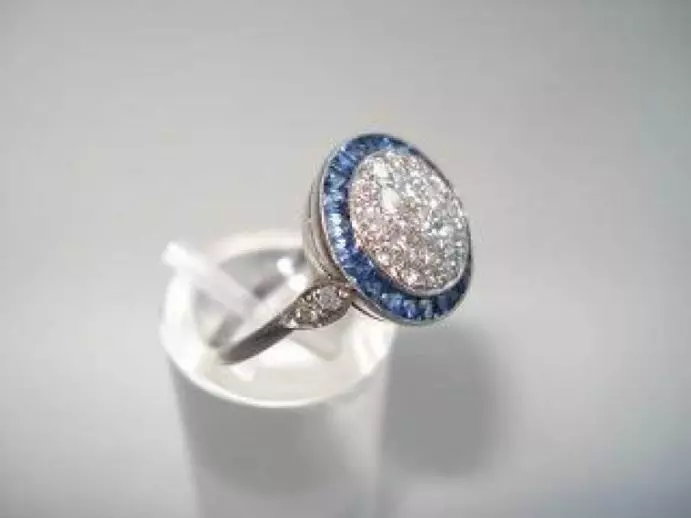 Antieke en Vintage Ringen - art-deco-ring-saffier-briljant