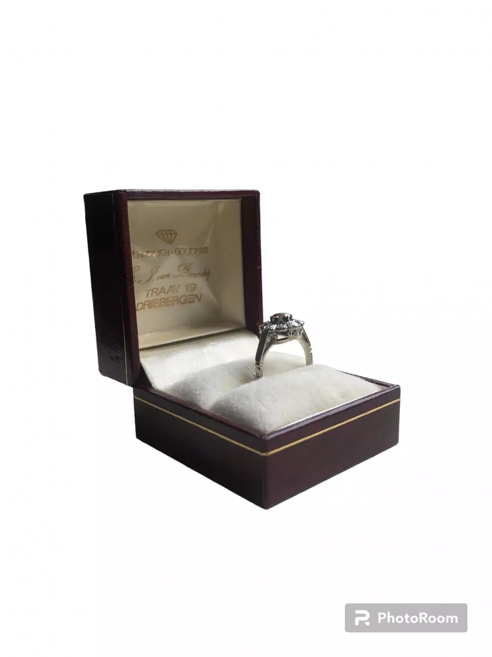 Antieke en Vintage Ringen - diamant ringin doosje (1)