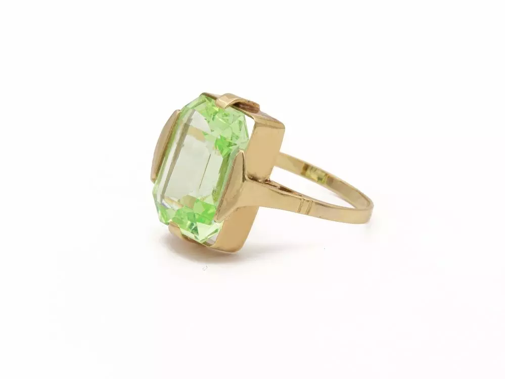 Antieke en Vintage Ringen - geelgouden vintage ring prasioliet