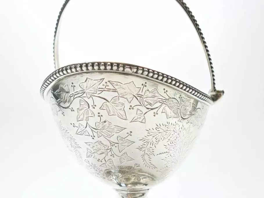 Antiek zilver overig - gravure bakje zilver hengsel