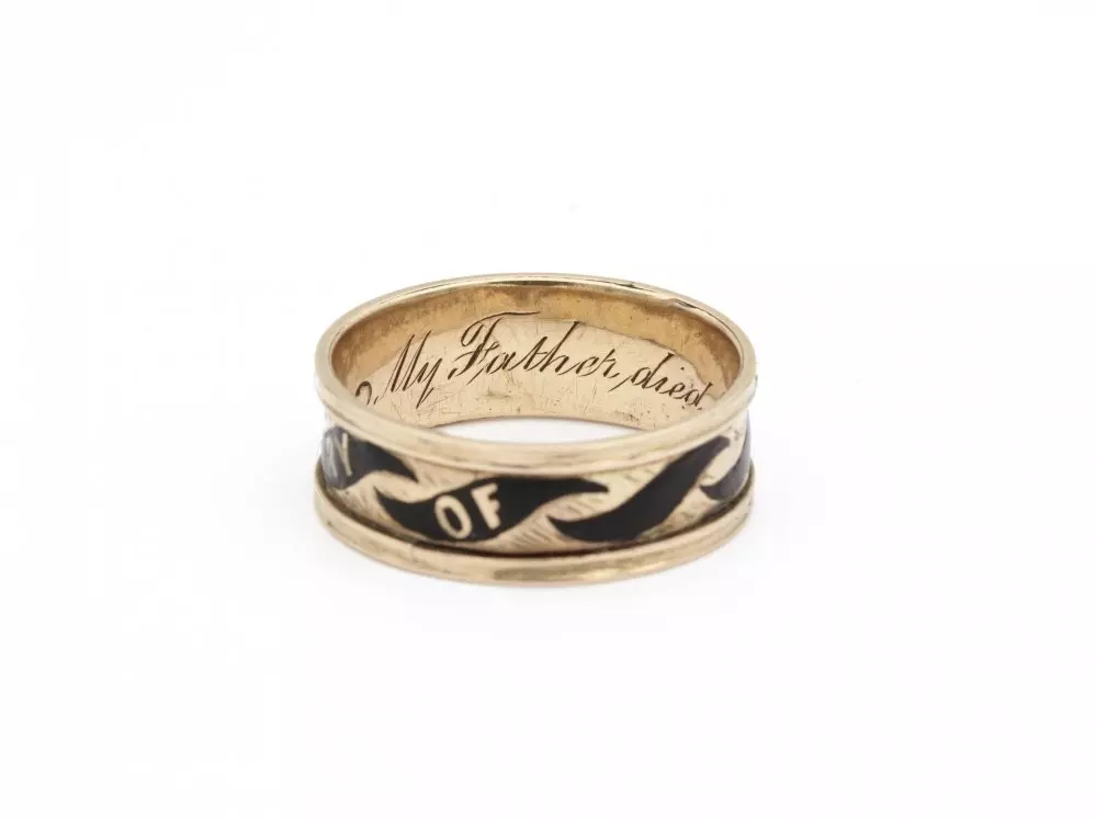 Antieke en Vintage Ringen - in memory of ring gold 1875