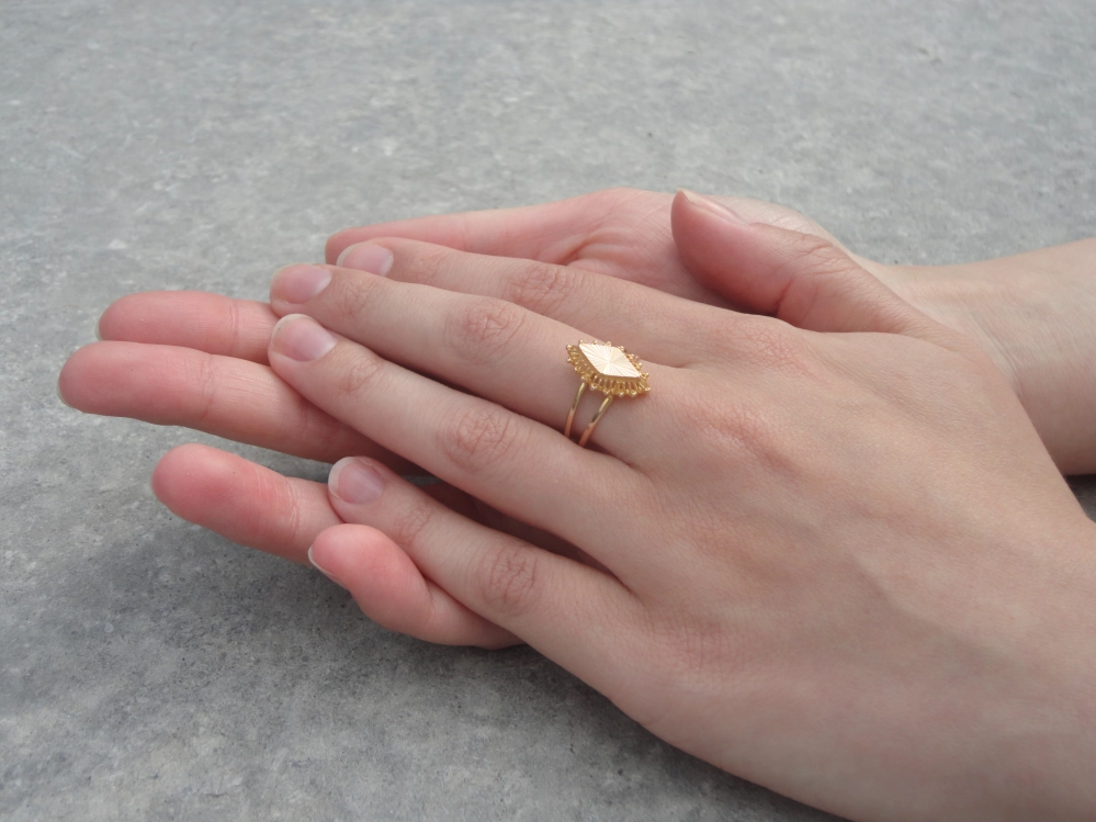 Antieke en Vintage Ringen - klassieke gouden ring antiek