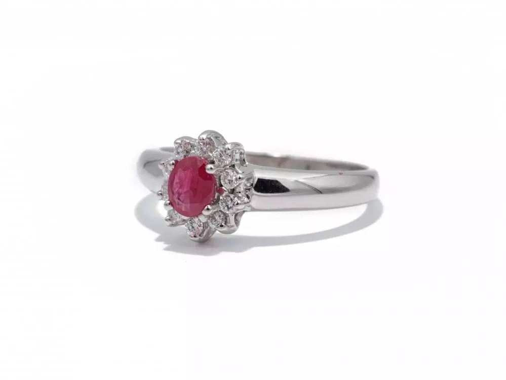 Antieke en Vintage Ringen - klassieke ring witgoud robijn diamant