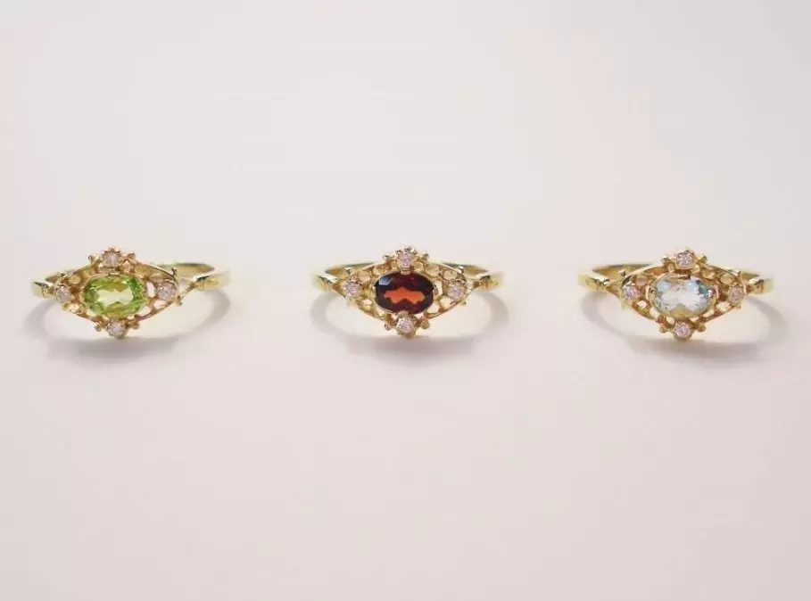 Antieke en Vintage Ringen - moderne gouden ringen naar antiek design