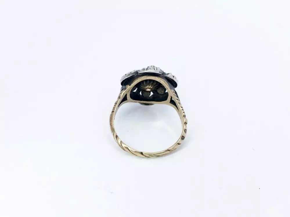 Antieke en Vintage Ringen - onderkant antieke roosdiamant ring