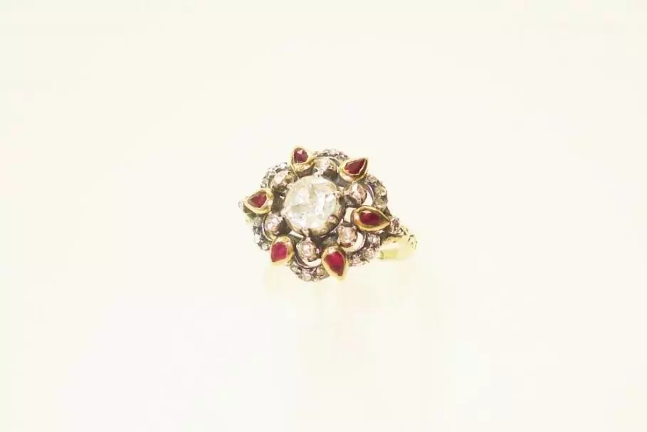 Antieke en Vintage Ringen - ring robijn diamant