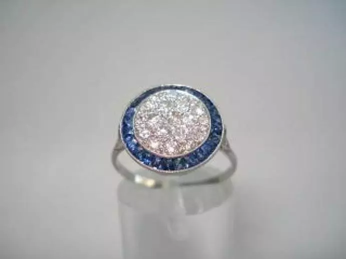 Antieke en Vintage Ringen - ronde-saffier-briljant-ring