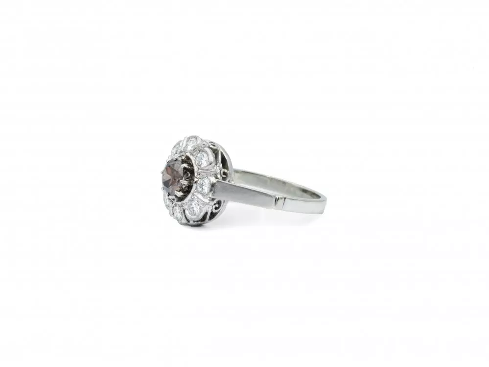 Antieke en Vintage Ringen - witgouden ring modern bruine diamant