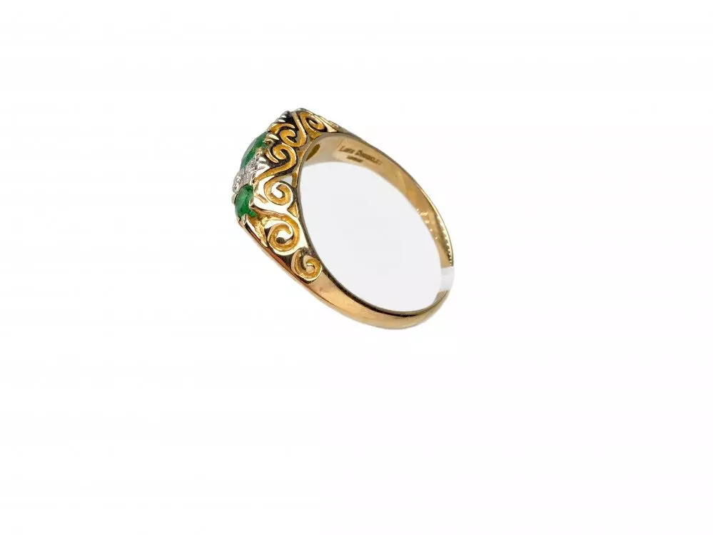 Antieke en Vintage Ringen - zijaanzicht smaragdring