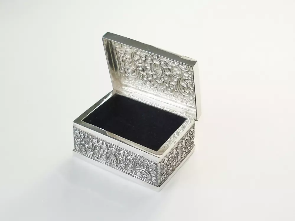 Antiek zilver overig - zilveren doosje voor sieraden