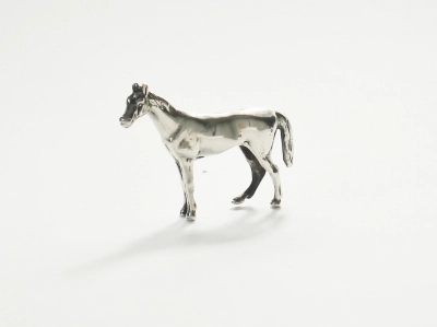 miniatuur zilveren paard